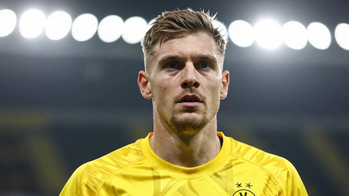 Borussia Dortmund geht mit zahlreichen Veränderungen in die DFB-Pokal-Partie beim Fünftligisten HEBC Hamburg, wobei...