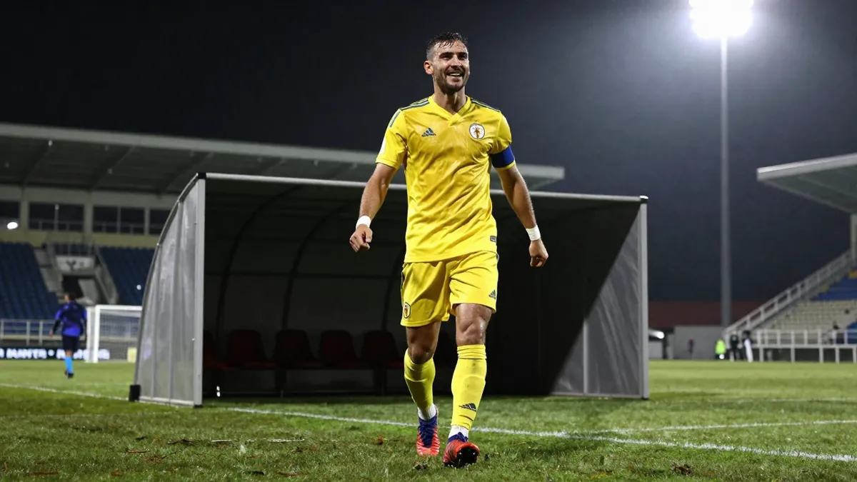 Marcel Sabitzers Vertrag beim BVB läuft im Sommer 2027 aus und wird nicht verlängert, während der Verein eine Verjüngung...