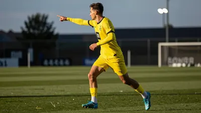 Borussia Dortmunds Verteidiger Nico Schlotterbeck ist nach seiner Verletzung im WM-Spiel für Deutschland wieder im...