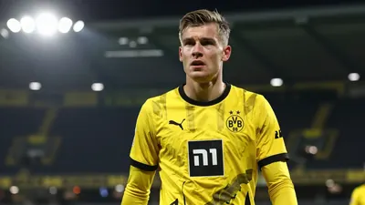 Borussia Dortmund startet mit einem Sieg in die Champions League, doch der Erfolg wird von einem Kreislaufkollaps von...