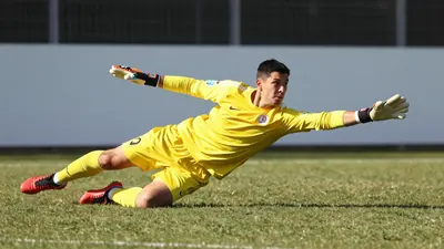 Der spanische Rekordmeister hat den BVB-Torhüter auf der Liste, falls Thibaut Courtois nicht verlängert, doch Kobel fühlt...